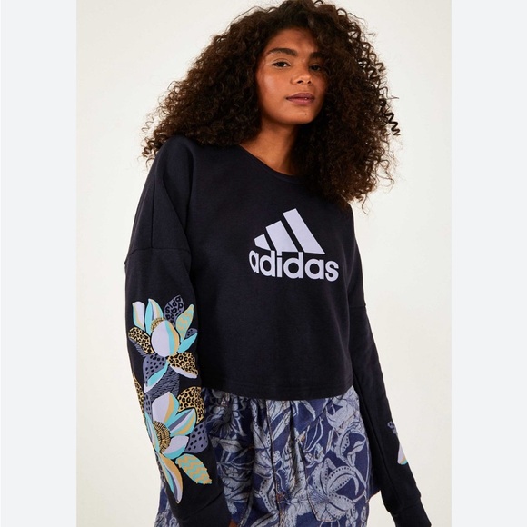 adidas Sweaters - Adidas | Loose Cropped Farm Print Purple Sweater